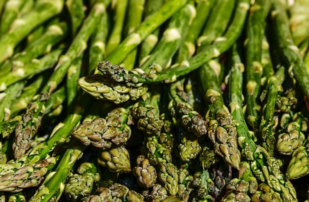 How To Grill Asparagus (The Right Way)